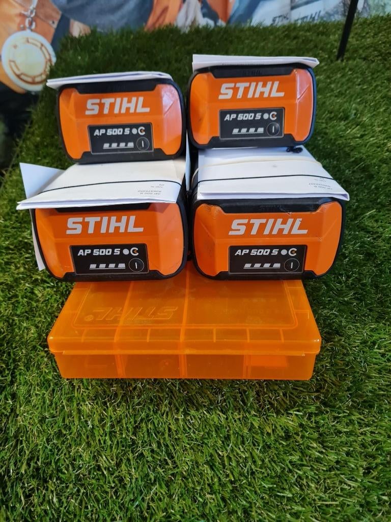 STIHL 1 X AP 500 S ACCU met garantie, Tuin en Terras, Hand-tuingereedschap, Ophalen of Verzenden, Zo goed als nieuw, Overige soorten
