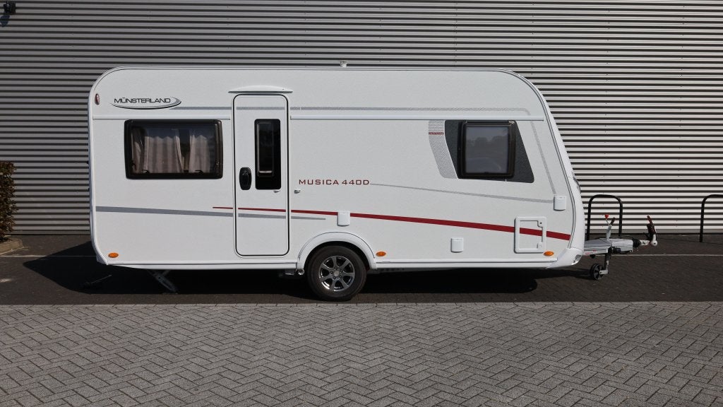 LMC Musica 440 D Mover + Air deeltent, Caravans en Kamperen, Schokbreker, Rondzit, Bedrijf, Overige typen