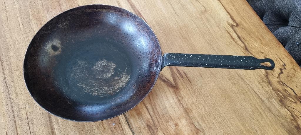 WOK semi professionele 28 cm, Gebruikt, Gietijzer, Ophalen of Verzenden, Keramische plaat