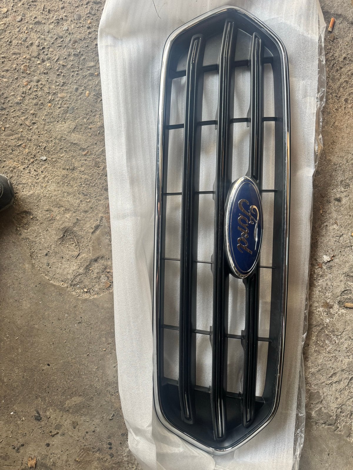 Ford Transit Custom limited Grille - Nieuw, Voor, Nieuw, Ophalen of Verzenden, Ford
