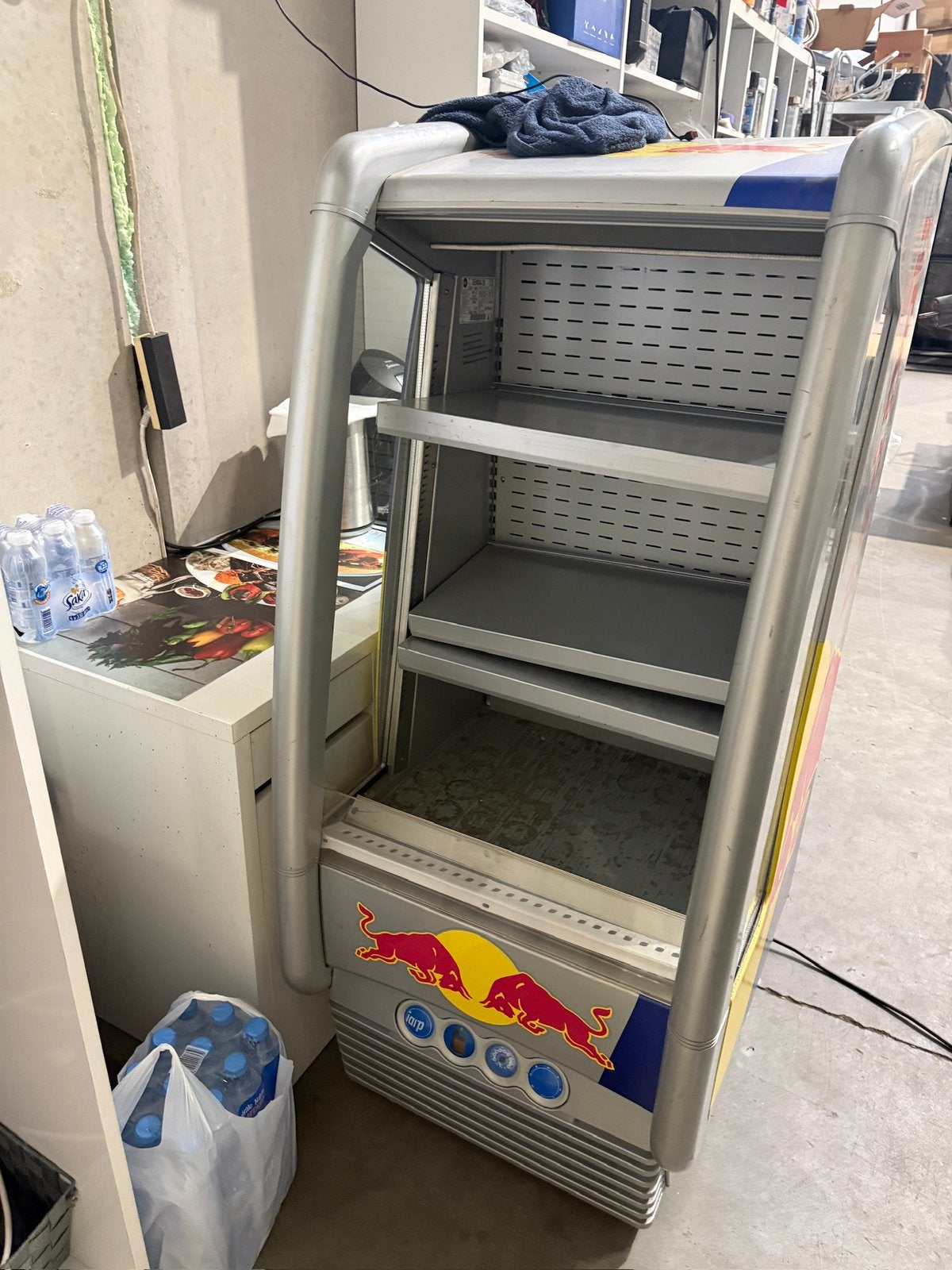 Koelkast redbull 80€, Witgoed en Apparatuur, Ophalen, Zo goed als nieuw, Minder dan 60 cm, 160 cm of meer