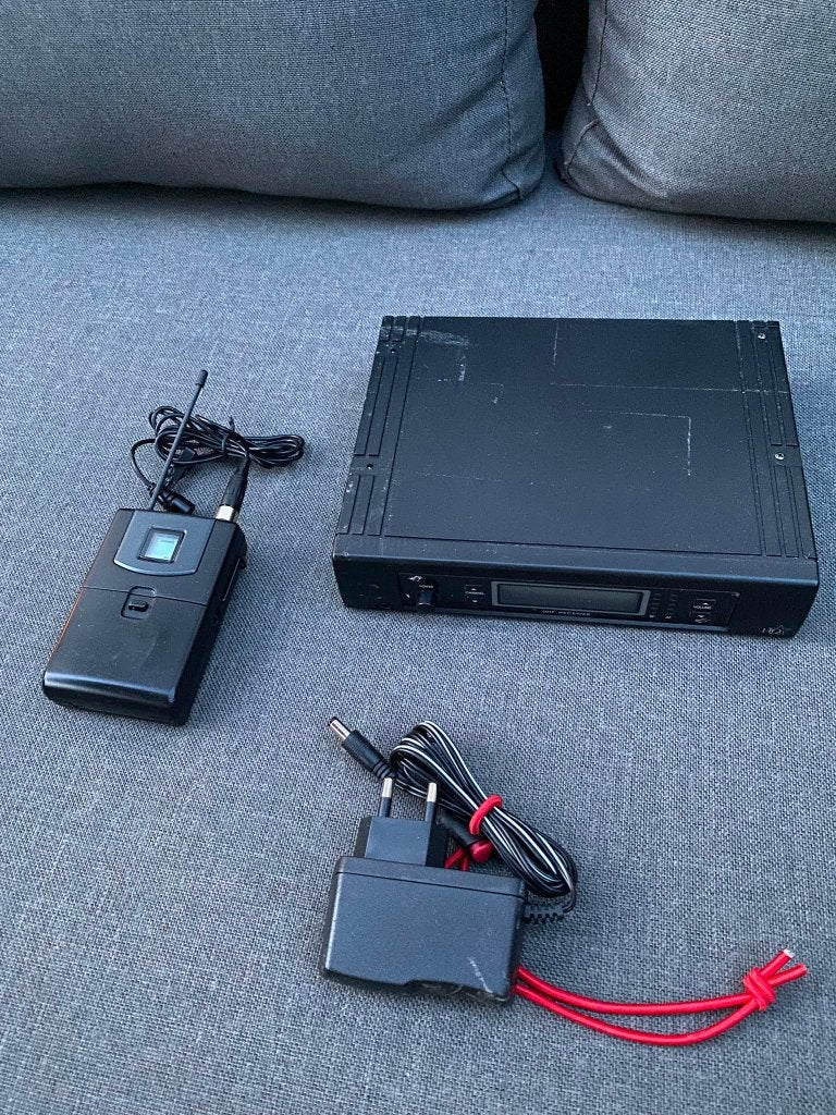 Draadloze UHF microfoonset met bodypack en ontvanger, Ophalen of Verzenden, Gebruikt, Overige typen, Draadloos