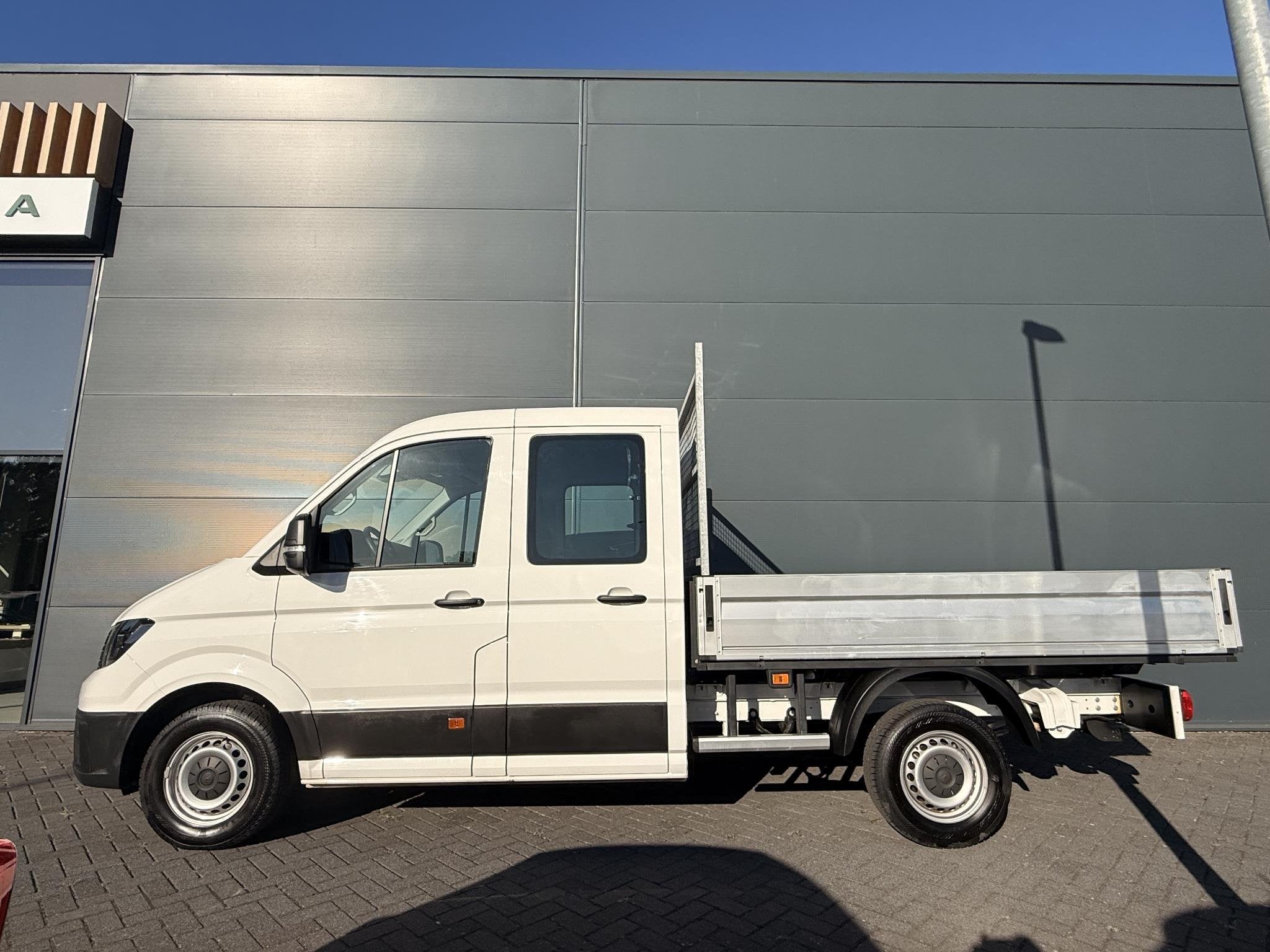Volkswagen Bedrijfswagens Crafter 35 2.0 TDI L3 DC Trendline, Stof, Gebruikt, 4 cilinders, Wit