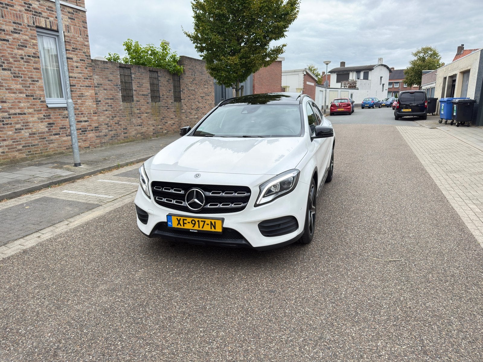 Mercedes-Benz GLA 180 / AMG 7G-DCT 2018 Wit, Auto's, Mercedes-Benz, Bedrijf, GLA, Benzine, SUV of Terreinwagen, Automaat, Origineel Nederlands