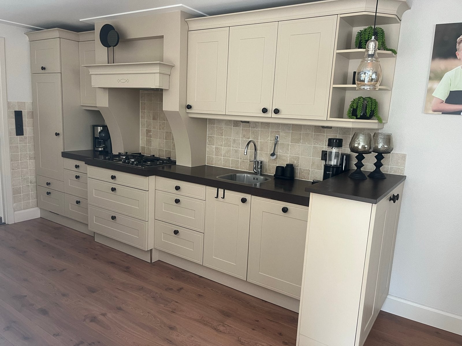 Complete keuken met inbouwapparatuur, Huis en Inrichting, Keuken | Complete keukens, Ophalen, Gebruikt, Overige kleuren, Hoekkeuken
