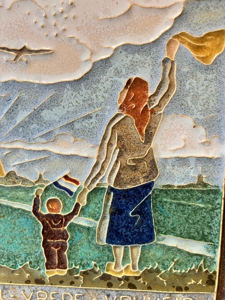 Porceleyne Fles oorlogstegel Voedsel Vrede Vrijheid 1945, Verzenden