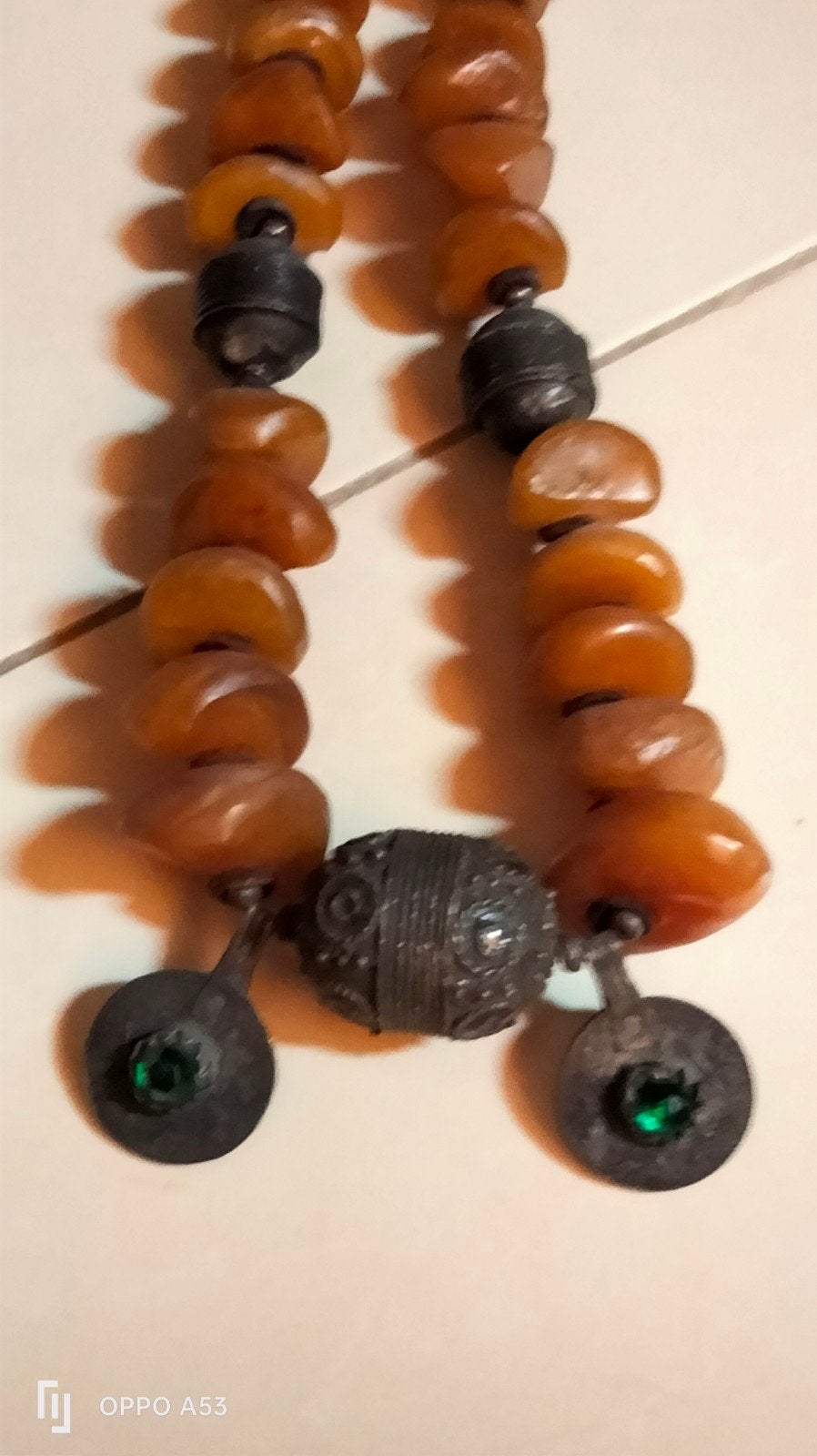 Unieke Berber halsketting uit Marokko - Handgemaakt, Sieraden, Tassen en Uiterlijk, Kettingen, Gebruikt, Overige materialen, Oranje