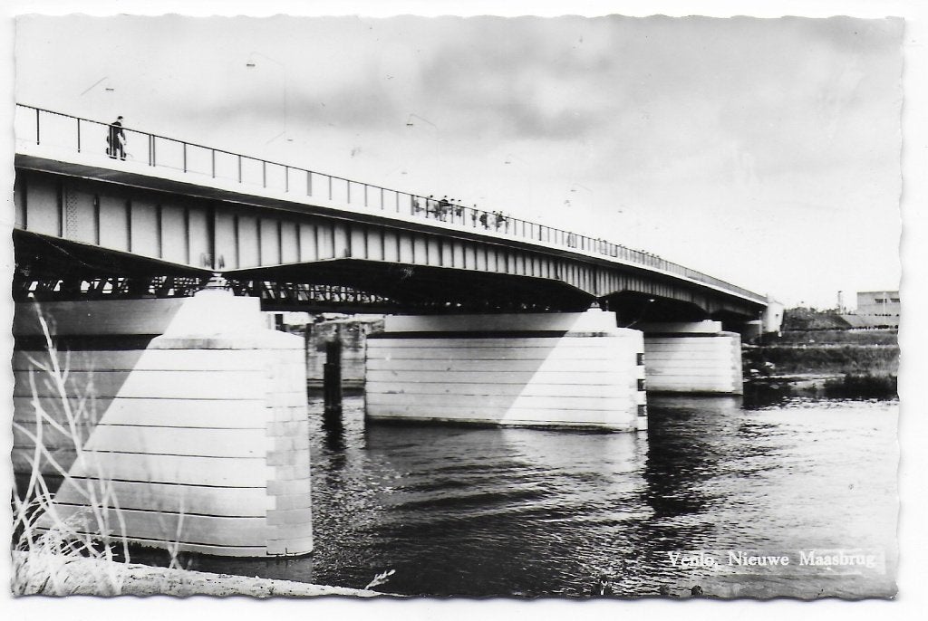 Venlo Nieuwe Maasbrug Oude Ongelopen Ansichtkaart ( B5165 ), Ophalen of Verzenden, 1960 tot 1980, Ongelopen, Limburg