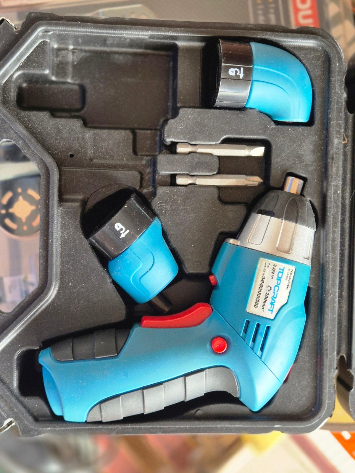 TOPCRAFT Accuschroevendraaier 3.6V met accessoires, Ophalen, Zo goed als nieuw, Minder dan 400 watt, Boor- en Schroefmachine