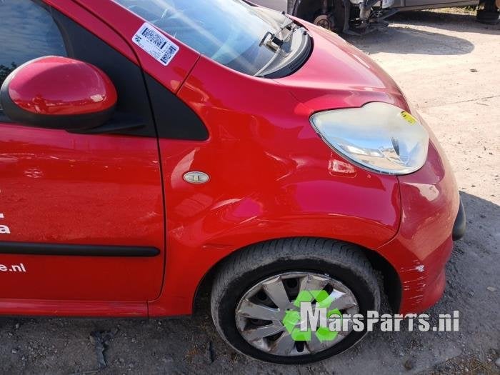 Scherm rechts-voor van een Peugeot 107, Auto-onderdelen, Gebruikt, -, -, Ophalen of Verzenden