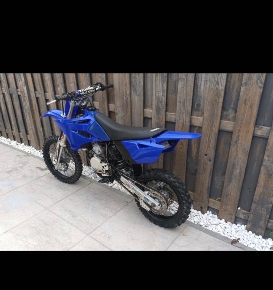 Yamaha YZ85 Crossmotor - Klaar voor het circuit, Motoren, Gebruikt, Particulier, Crossmotor, 11 kW of minder