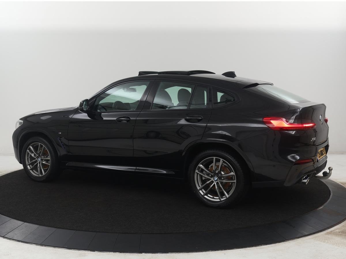 BMW X4 xDrive20i High Executive Edition M-sport | Panoramada, Automaat, 1998 cc, 4 cilinders, Leder en Stof