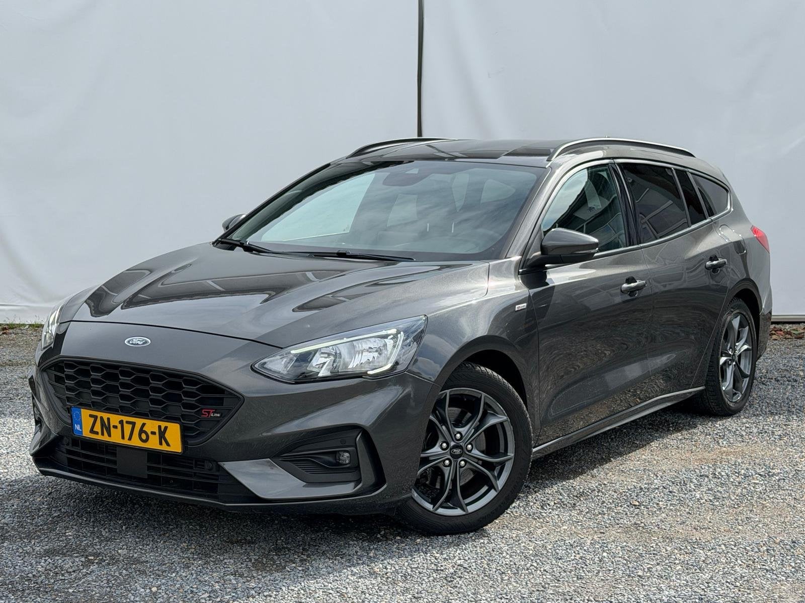 Ford Focus Wagon 1.0 EcoBoost ST Line | Camera | Climate | P, Auto's, Gebruikt, Euro 6, 715 kg, Automatische klimaatregeling
