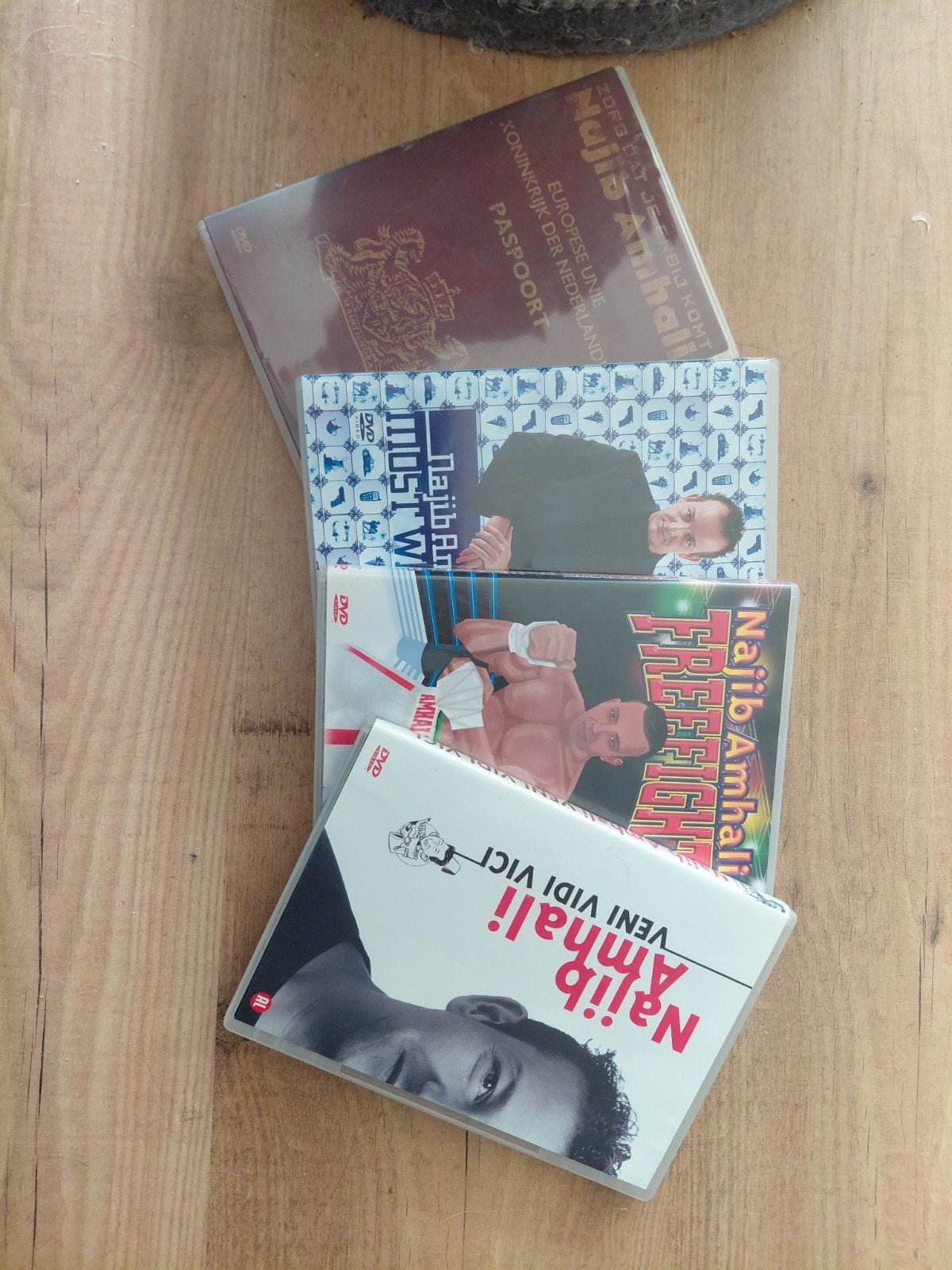 4x Najib Amhali, Alle leeftijden, Ophalen of Verzenden, Zo goed als nieuw, Stand-up of Theatershow