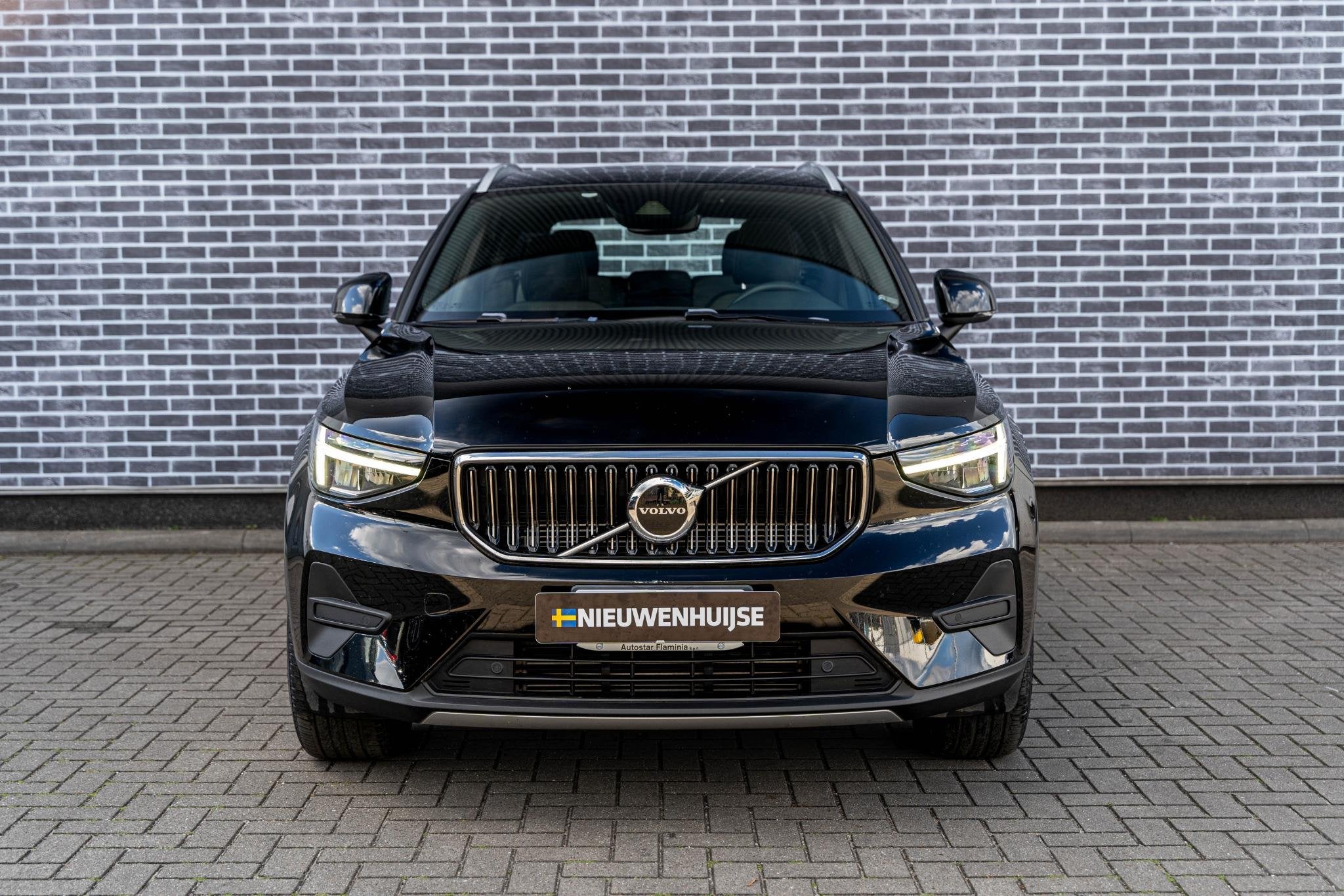 Volvo XC40 1.5 T4 Plug-in Hybrid Core Bright | PHEV | Naviga, Auto's, Volvo, Stof, Euro 6, 1712 kg, Zwart