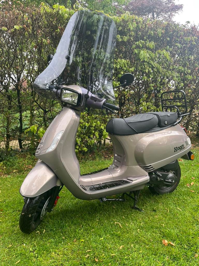 AGM VX50Si Snor scooter, Fietsen en Brommers, Zo goed als nieuw, Benzine, Ophalen, Overige merken