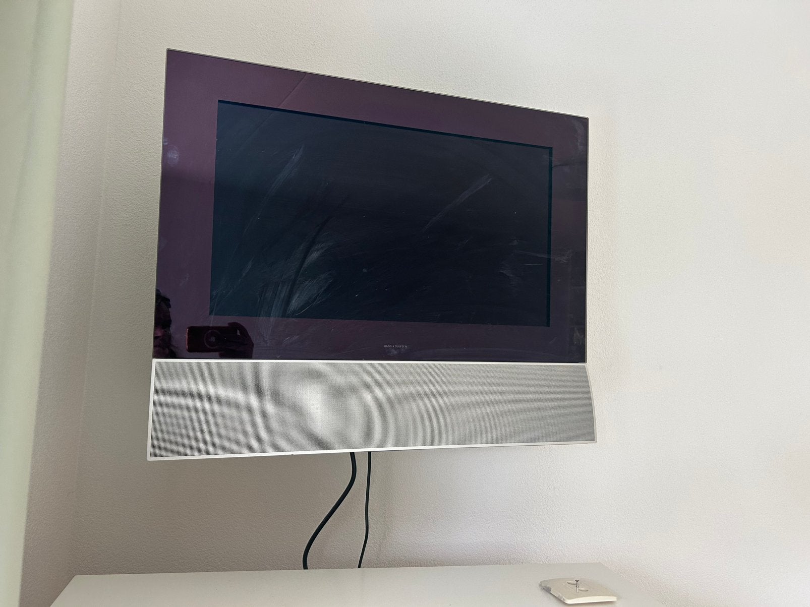Bang & Olufsen BeoCenter 6-26 TV met originele wandbeugel, Gebruikt, 50 Hz, 60 tot 80 cm, Ophalen