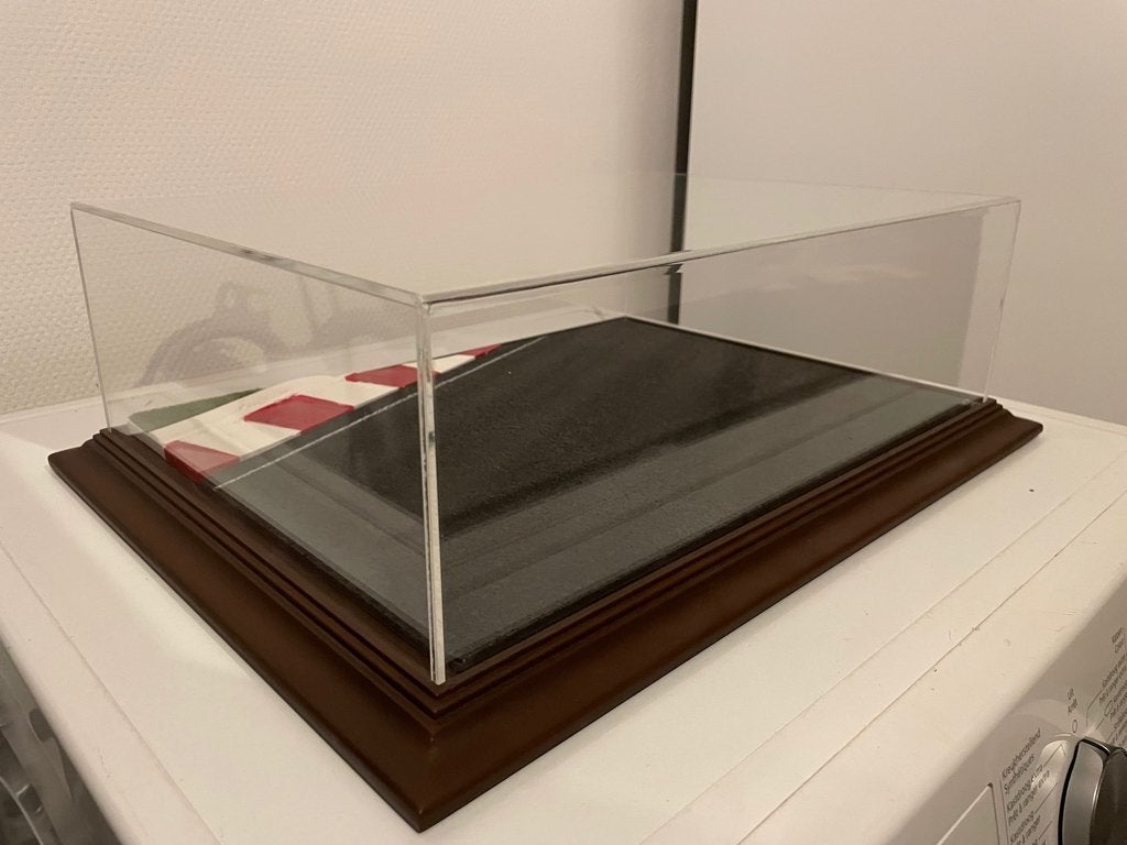 Vitrine Atlantic 1/18 Race Track diorama, Ophalen, Zo goed als nieuw, Groter dan 1:35, Diorama