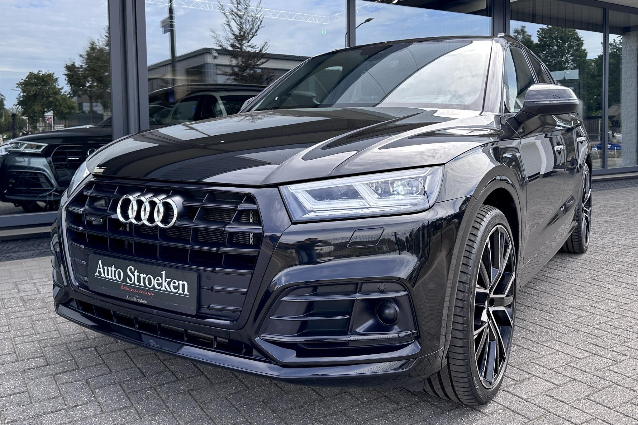 Audi Q5 55 TFSIe 367pk RS Leder Luchtvering B&O Sfeer HuD, Auto's, Audi, Automaat, Gebruikt, 4 cilinders, Bedrijf