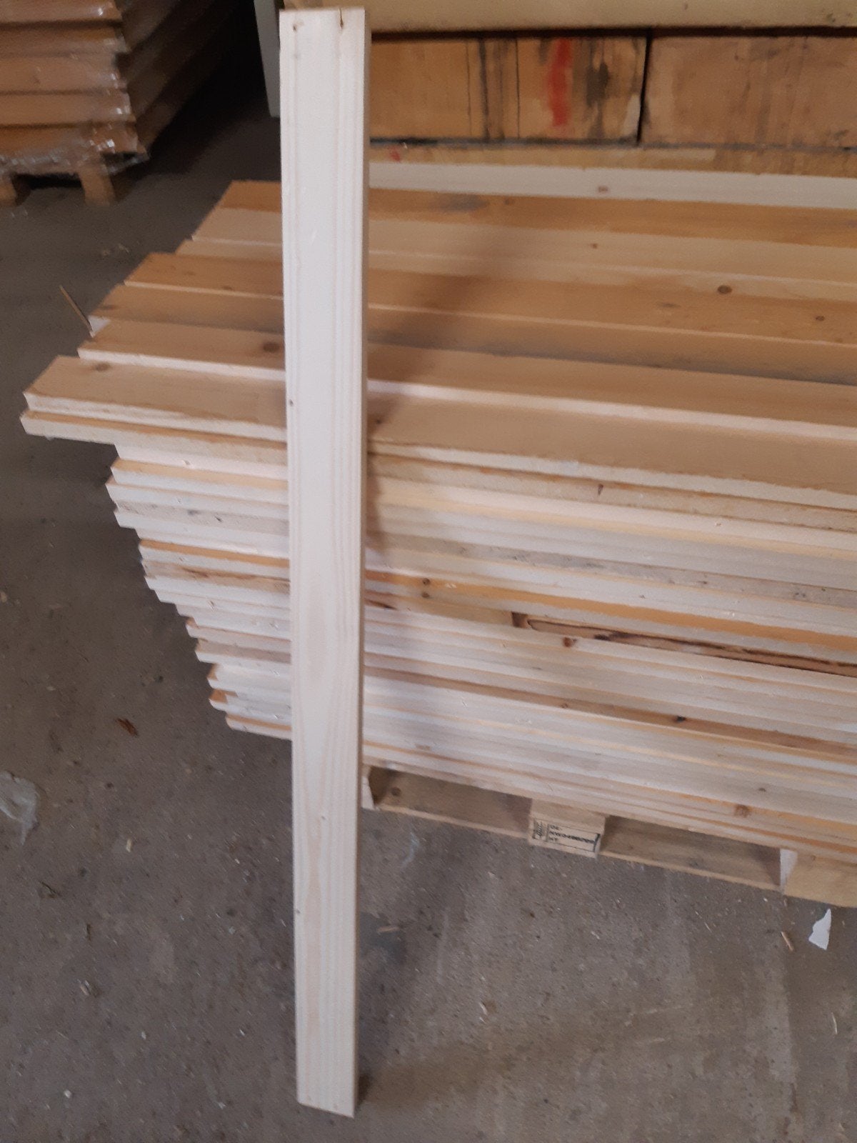 Restpartijen gebruikte en nieuwe planken en latten, Ophalen, Minder dan 25 mm, Plank, Minder dan 200 cm