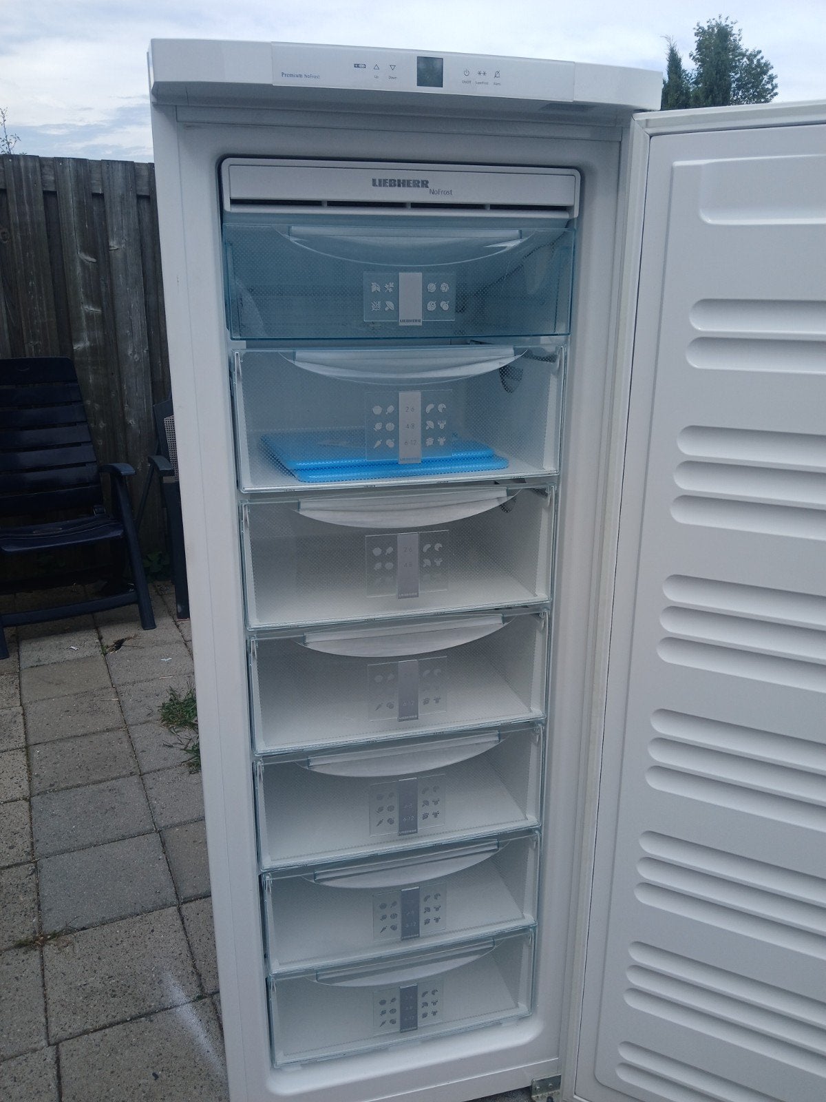 Liebherr vriezer no frost A++, Ophalen, 200 liter of meer, 60 cm of meer, Met aparte vriezer