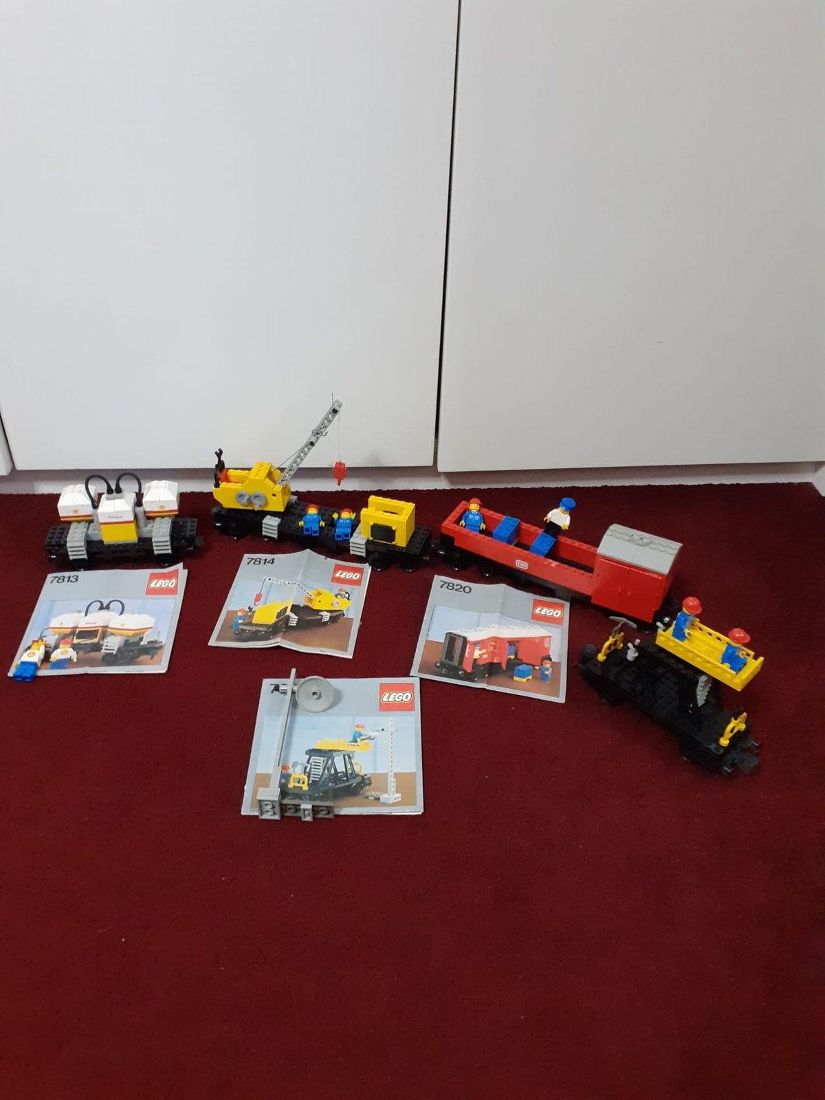 Lego trein wagons 12v, Kinderen en Baby's, Speelgoed | Duplo en Lego, Lego, Ophalen of Verzenden, Complete set, Compleet