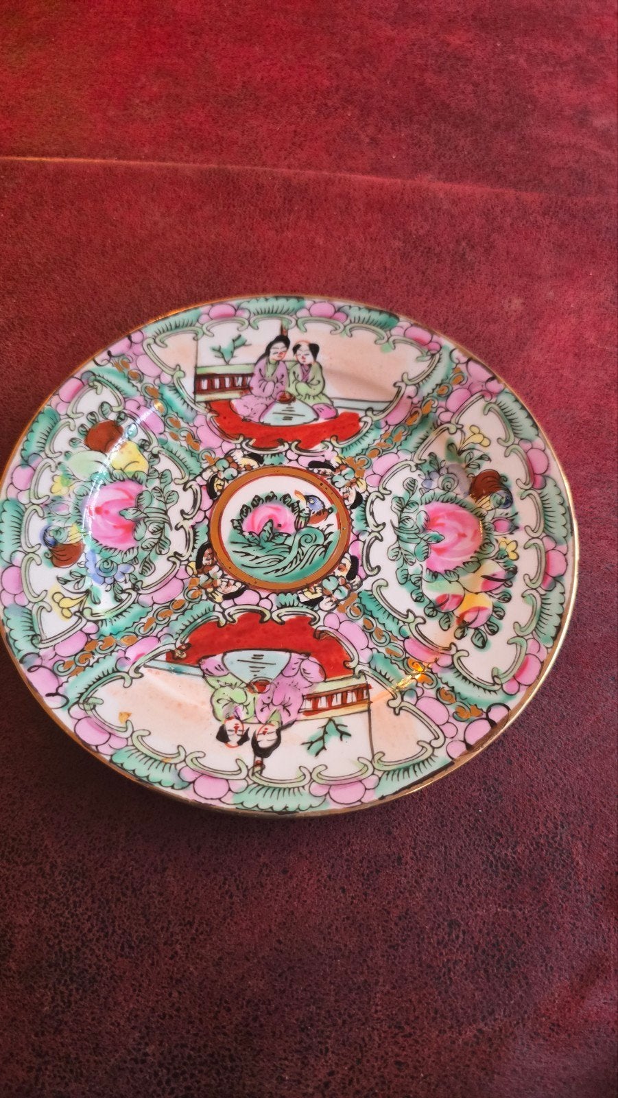 Antiek Chinees porseleinen bord met handgeschilderde decora, Ophalen