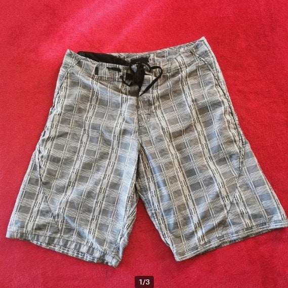 Geruite korte broek. Merk: Selected. Maat: L., Maat 52/54 (L), Meerkleurig, Ophalen of Verzenden, Zo goed als nieuw