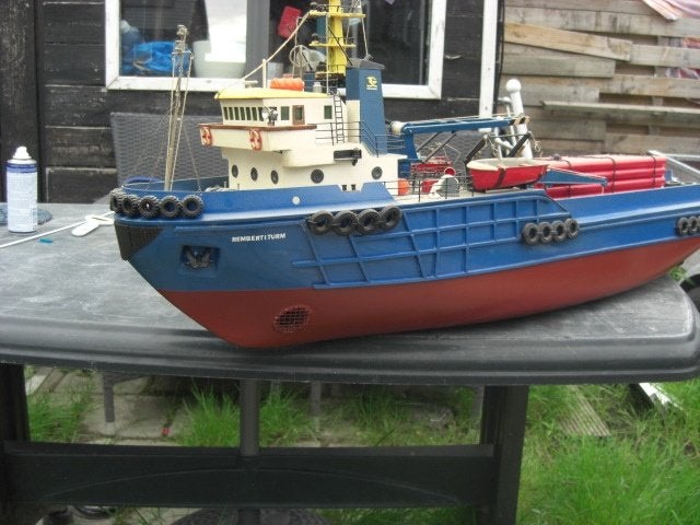 Radiografisch bestuurbare modelboot, Ophalen