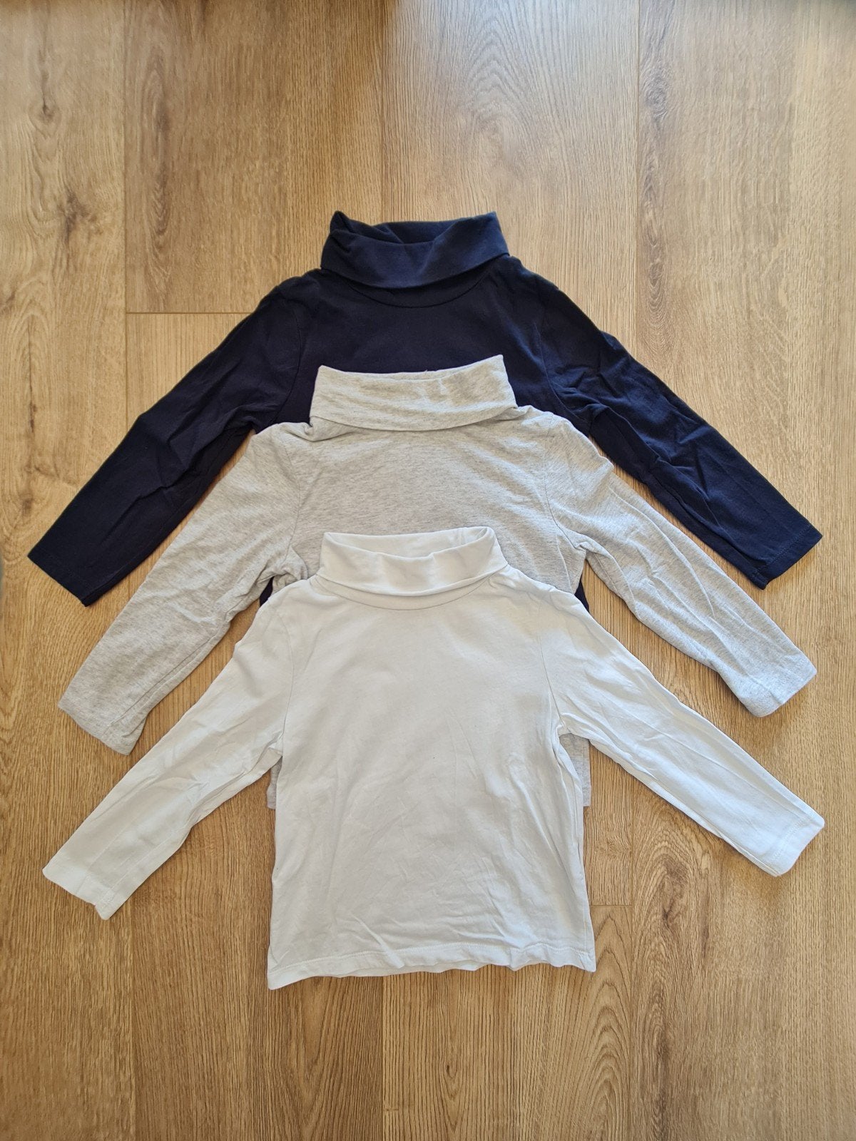 3 longsleeve coltruitjes maat 104, Kinderen en Baby's, Kinderkleding | Maat 104, C&A, Ophalen of Verzenden, Zo goed als nieuw