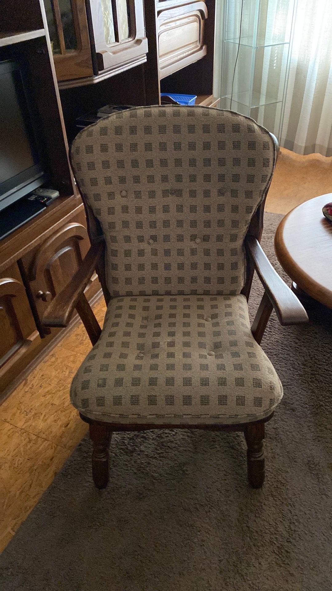 Oude stoel, Antiek en Kunst, Antiek | Meubels | Stoelen en Banken, Ophalen of Verzenden