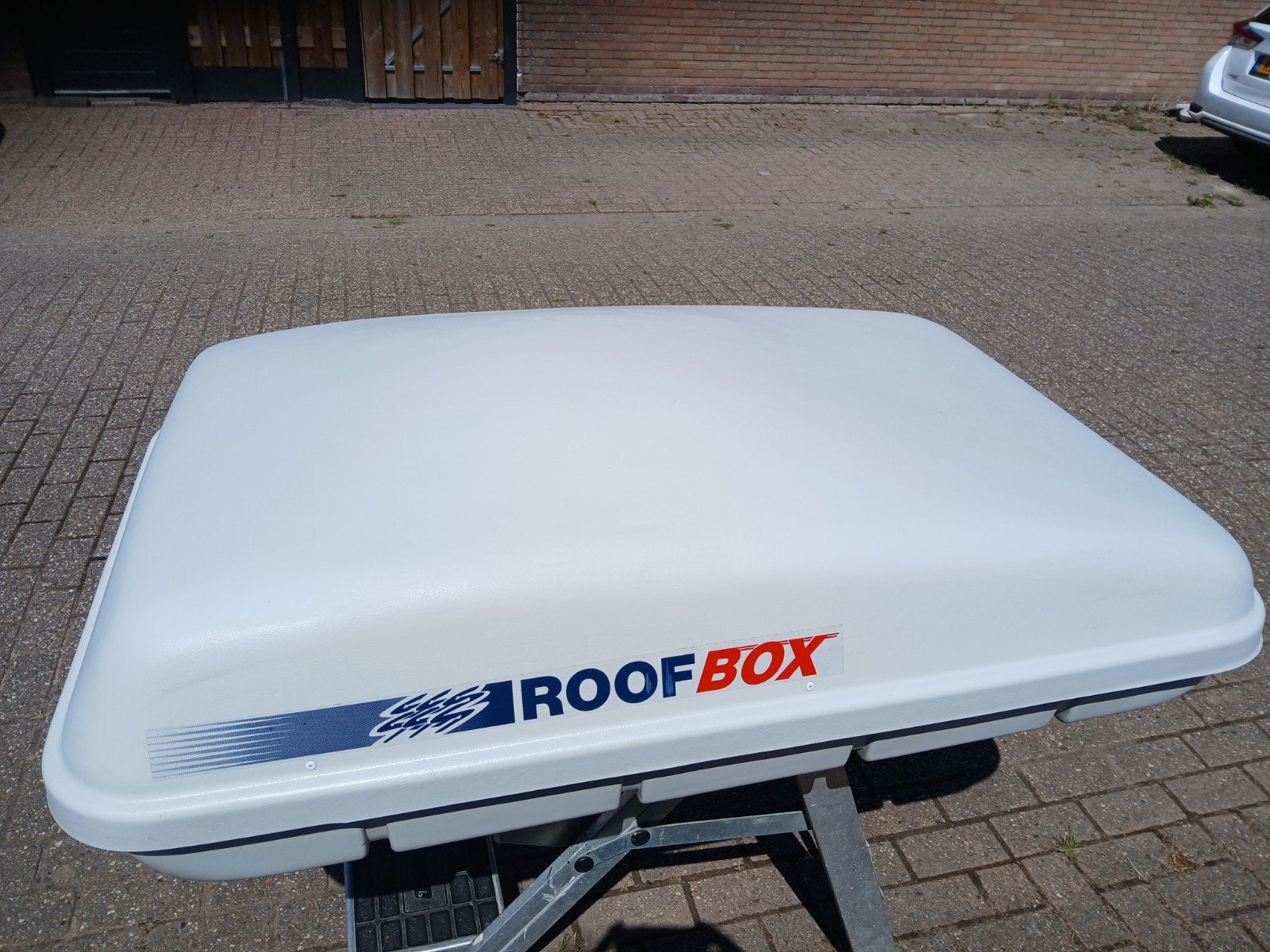 dakkoffer lichtgrijs  400 liter inhoud., Ophalen