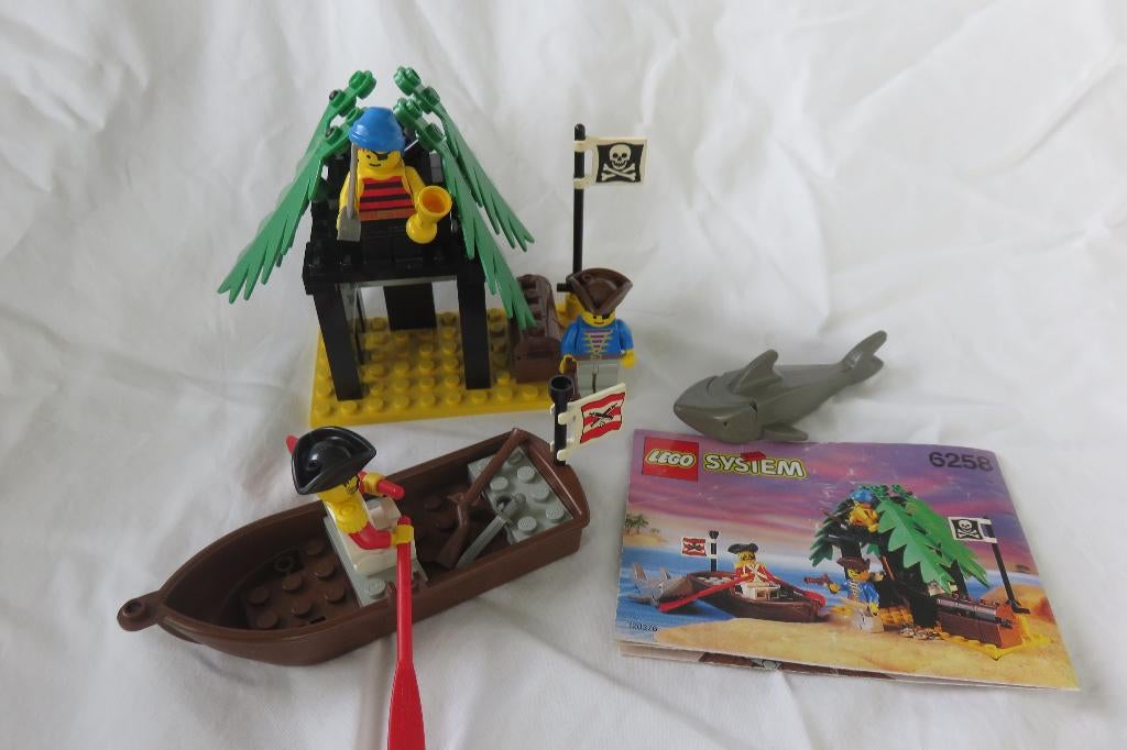 Lego pirates, set 6258 smuggler's shanty, Kinderen en Baby's, Speelgoed | Duplo en Lego, Ophalen of Verzenden, Gebruikt, Complete set