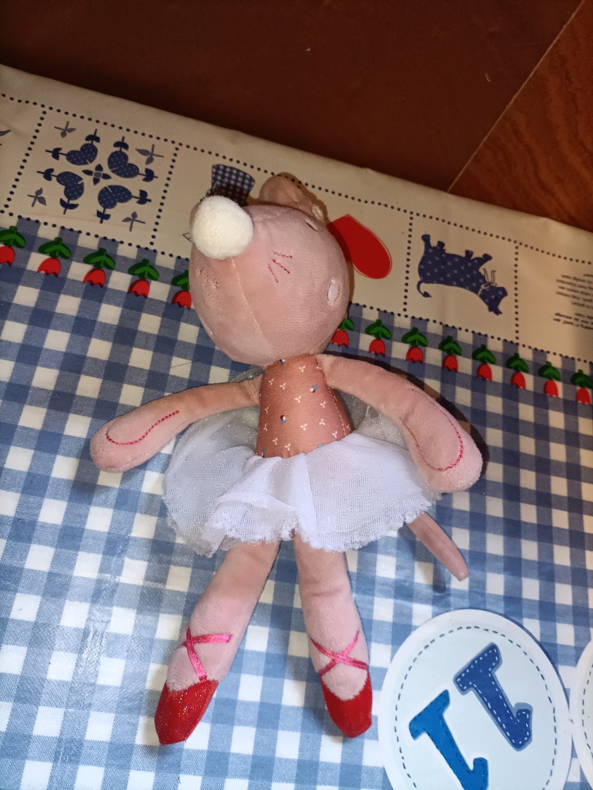 Schattige Ballerina muis knuffel Tiamo met tutu en spitzen, Kinderen en Baby's, Ophalen of Verzenden, Zo goed als nieuw, Overige typen