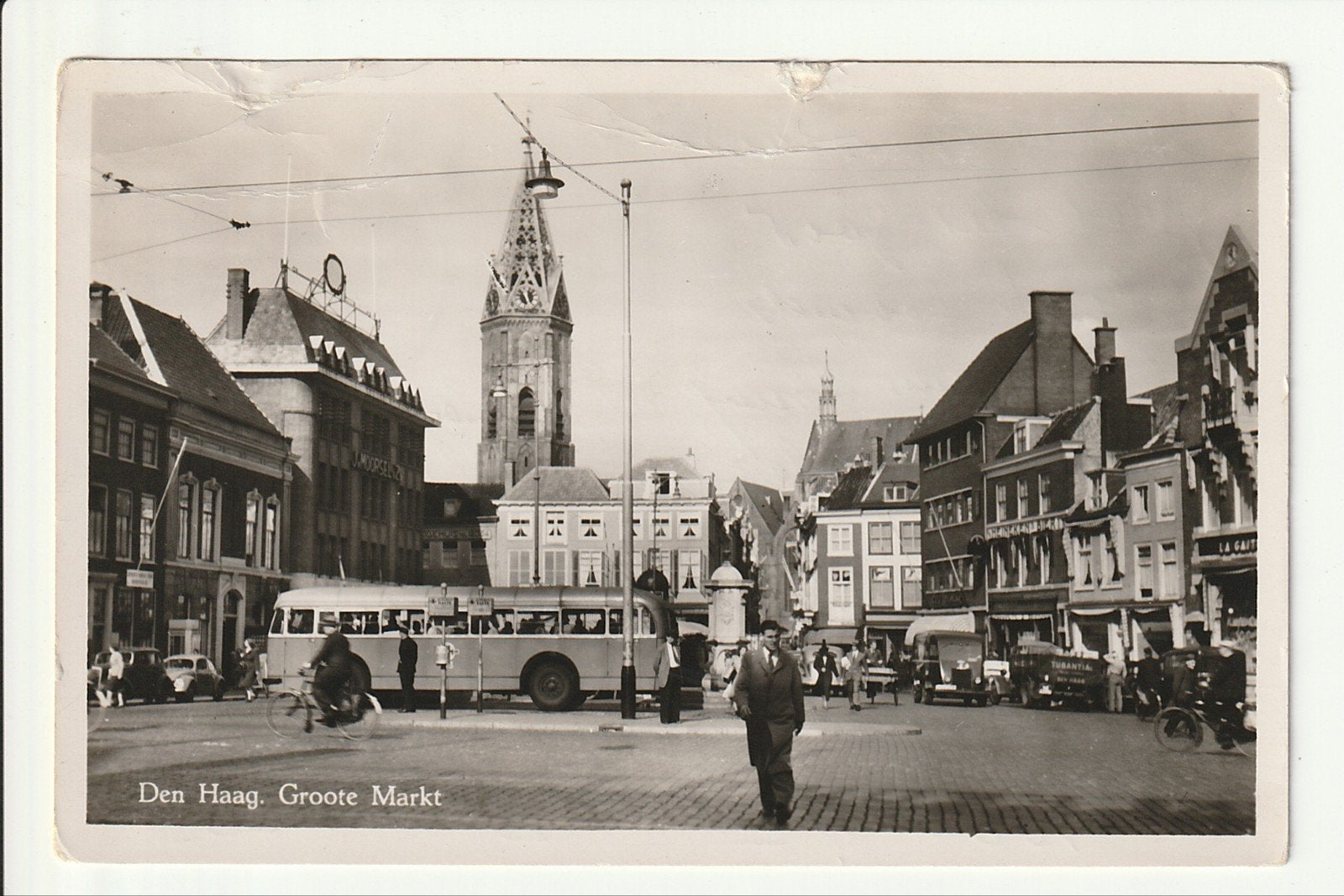 DEN HAAG GROTE MARKT AUTO'S BUSJES HTM KROMHOUT VERHEUL BUS, Ophalen of Verzenden, 1940 tot 1960, Gelopen, Zuid-Holland