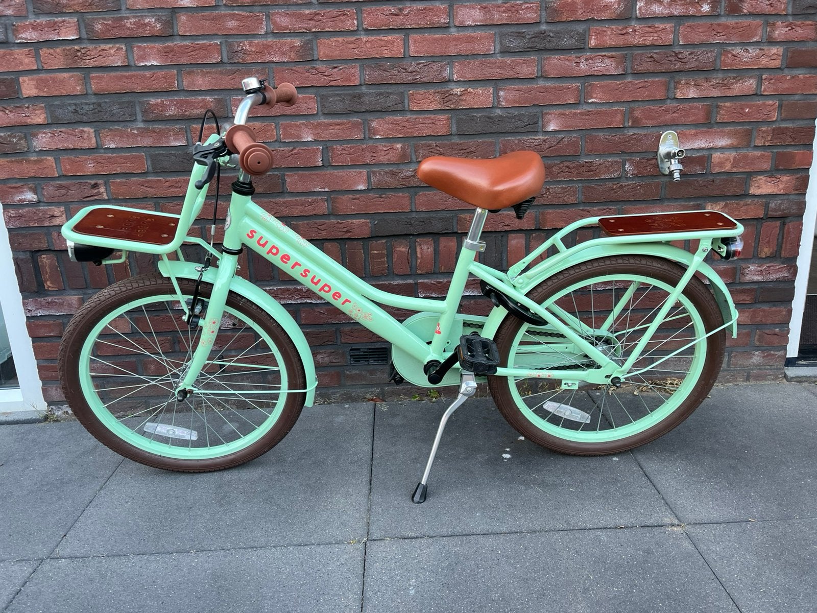 SuperSuper Cooper Bamboo 20 Inch groene meisjesfiets, Fietsen en Brommers, Fietsen | Meisjes, Ophalen, Zo goed als nieuw, Terugtraprem