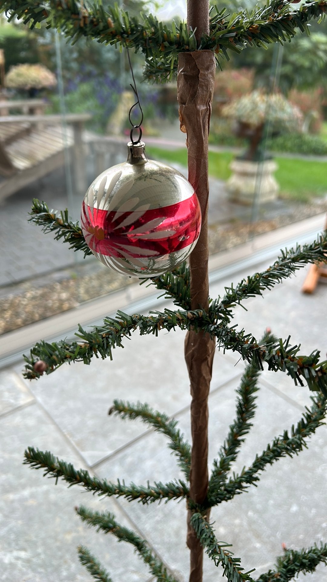 Oude kerstbal, Ophalen of Verzenden, Zo goed als nieuw