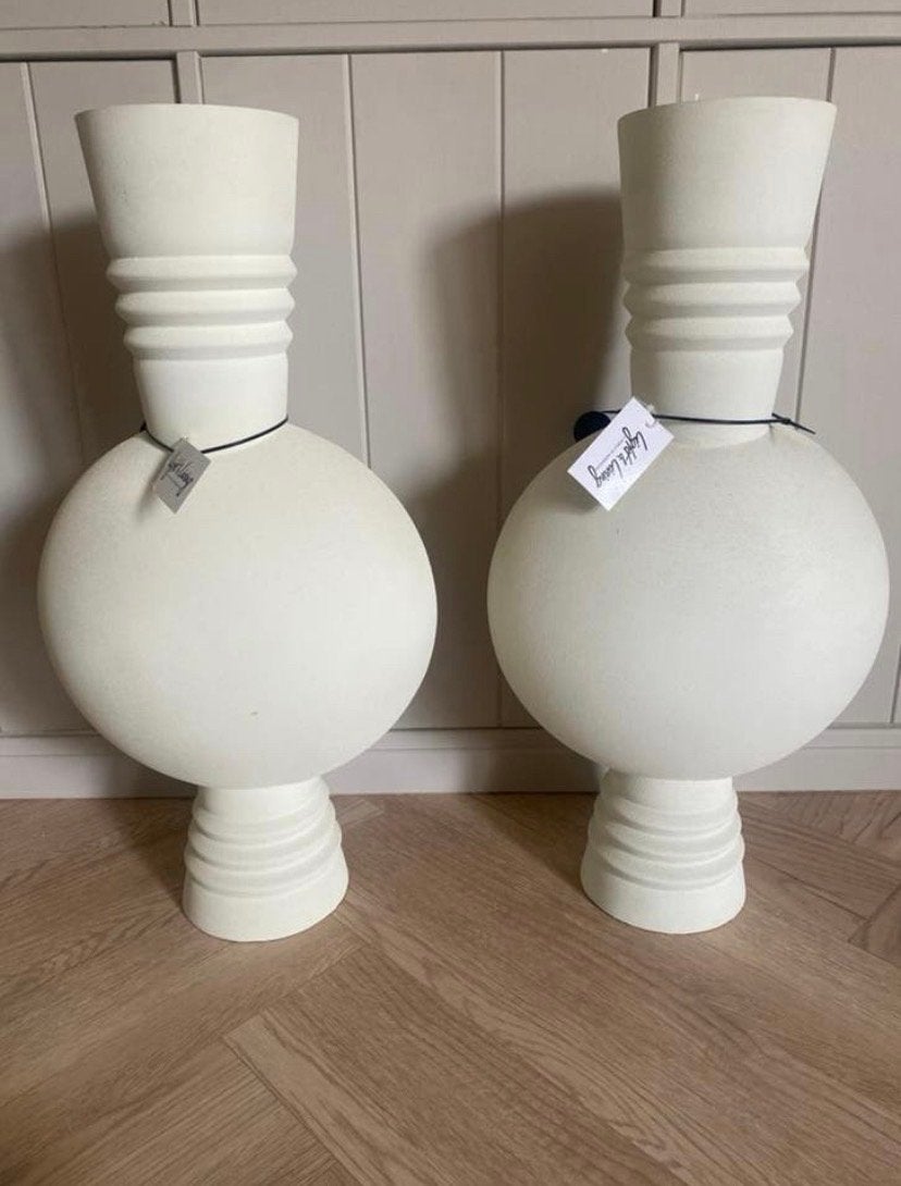 Light & Living Kavansi Matt Cream Vaas 60 cm nieuw!! 2 stuks, Overige materialen, Beige, Nieuw, Ophalen of Verzenden