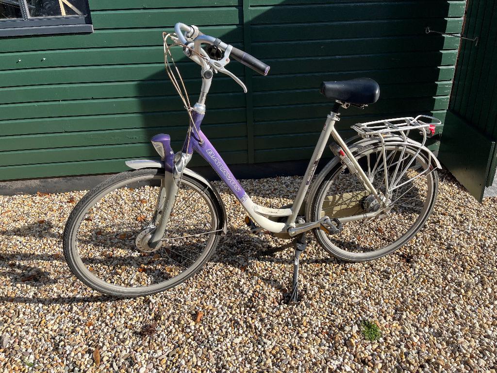 Batavus Intermezzo Supreme, Fietsen en Brommers, Fietsen | Dames | Damesfietsen, Gebruikt, Batavus, (Extra) lage instap, Versnellingen