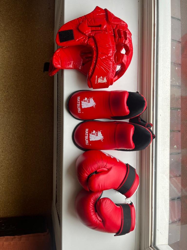 Matsuru Taekwondo set, Taekwondo, Vechtsportbescherming, Zo goed als nieuw, Maat M