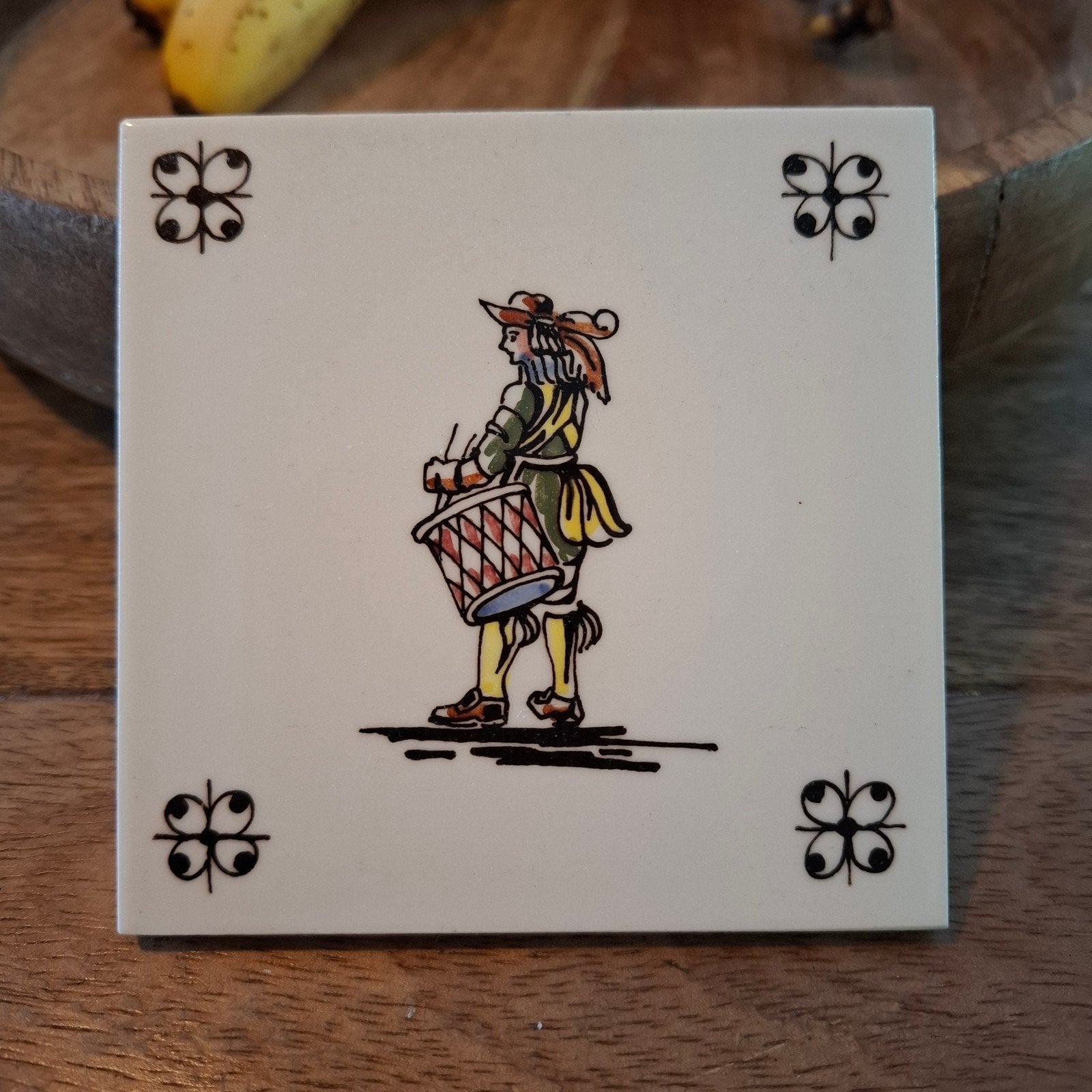 Handgeschilderd Delfts tegeltje - Oude Vlek jenever, Ophalen, Zo goed als nieuw
