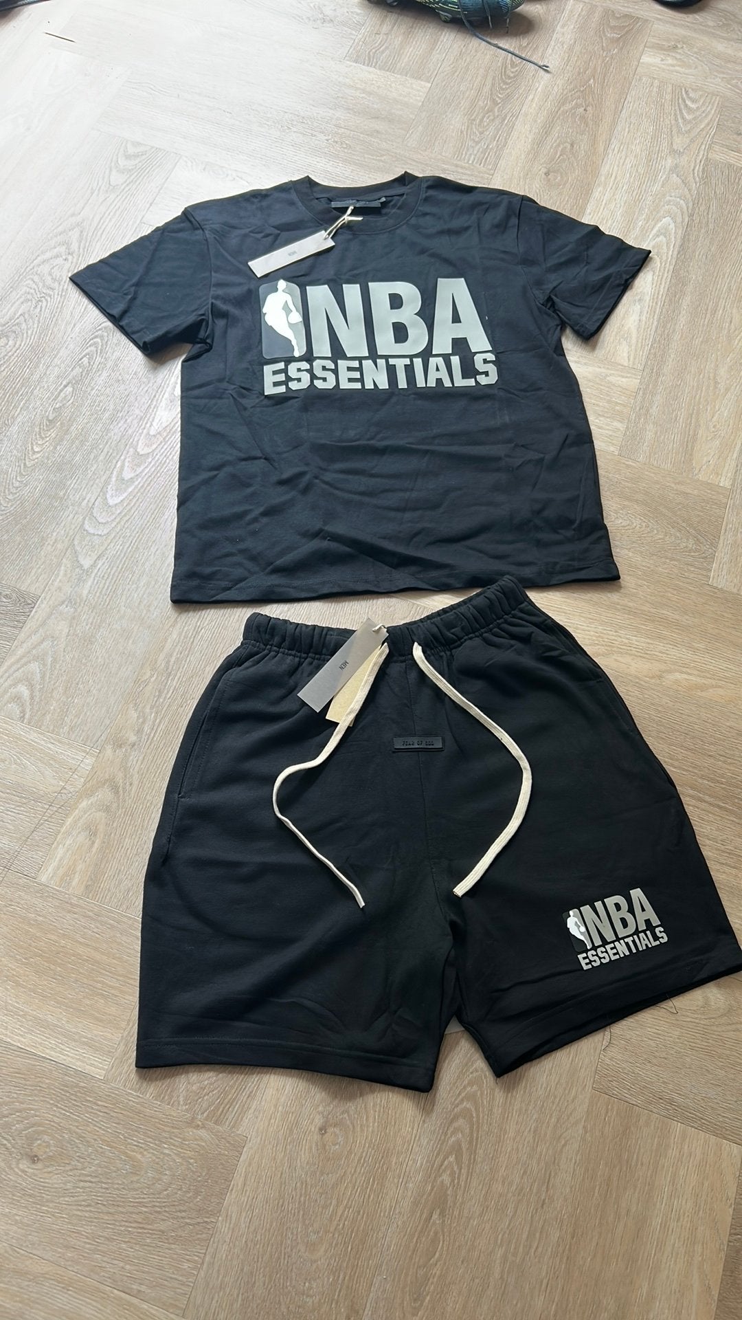 Essentials set, Ophalen of Verzenden, Nieuw, Maat 48/50 (M)