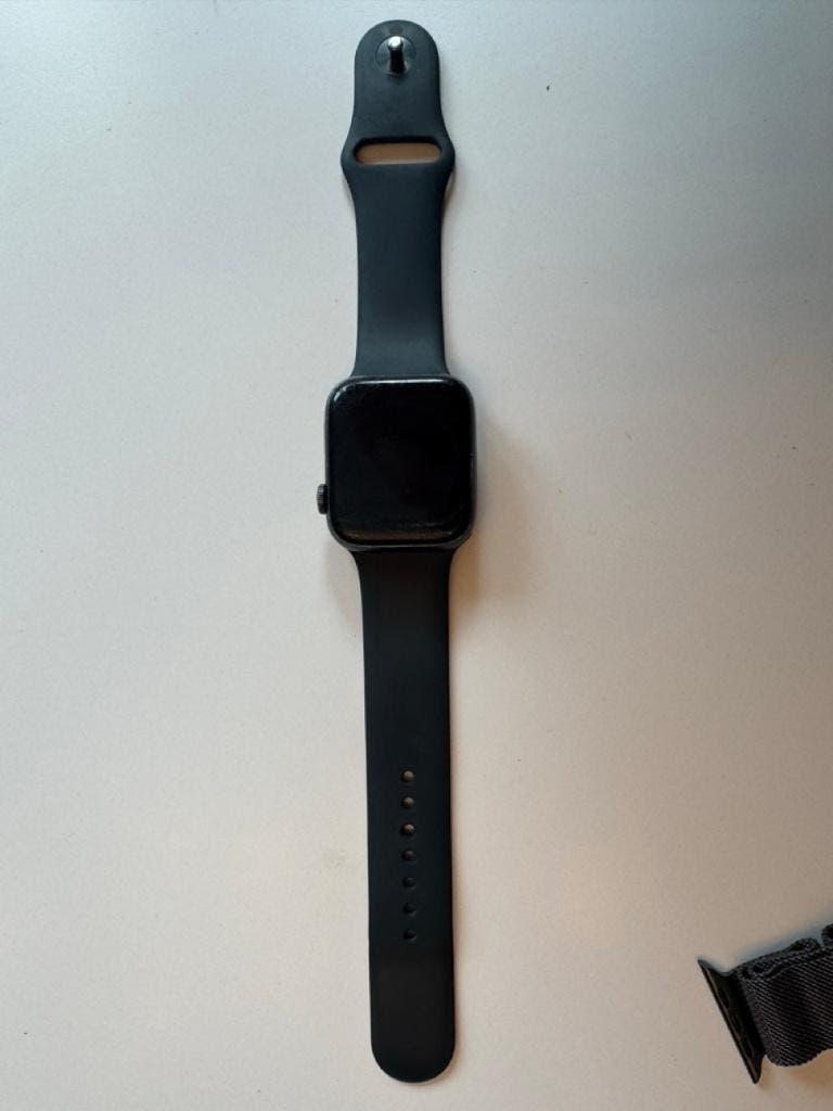 Apple Watch 6 (44mm), space grey + zwart Milanese bandje, Ophalen, Gebruikt, Zwart, IOS
