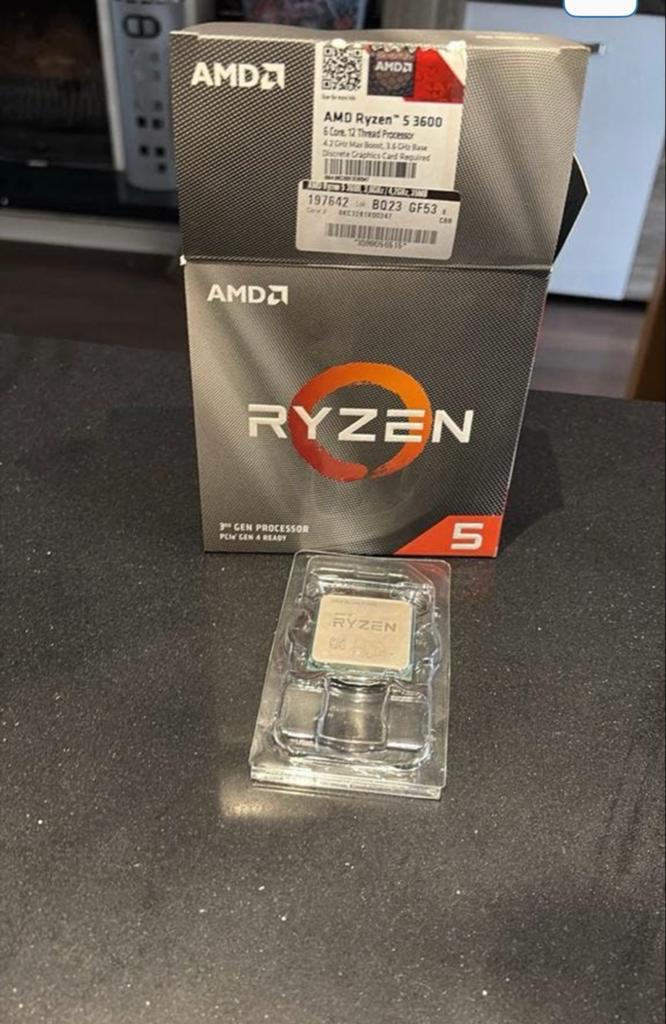 AMD Ryzen 5 3600 CPU met ongebruikte stock cooler, Ophalen of Verzenden