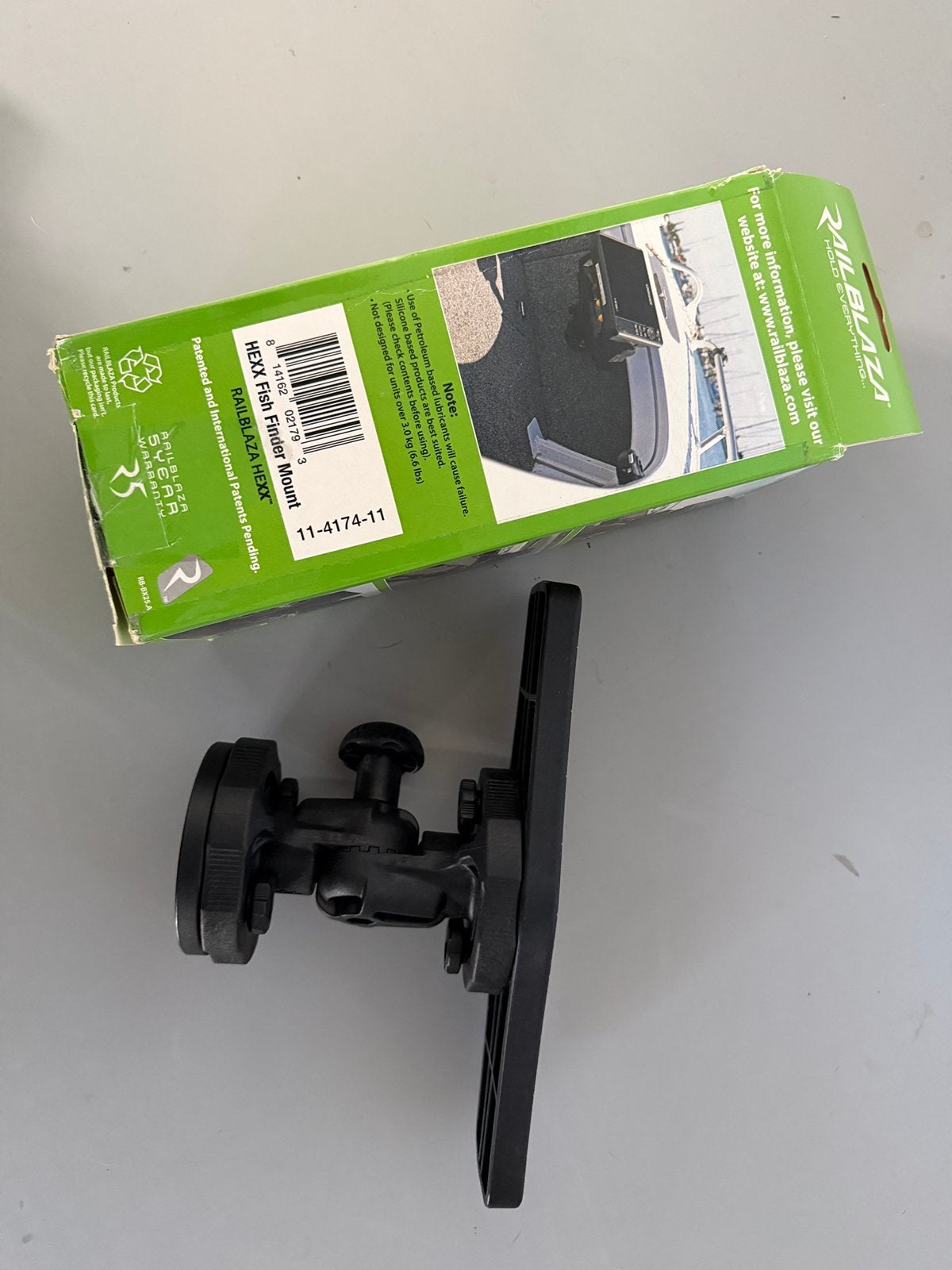 Railblaza Fishfinder Mount zgan, Watersport en Boten, Ophalen of Verzenden, Zo goed als nieuw, Koffer of Tas