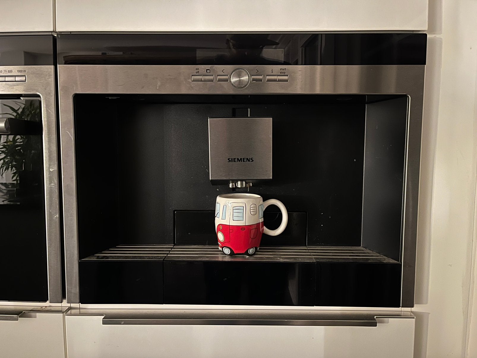 Siemens inbouw koffiemachine – Werkt goed – Opknapper, Ophalen, Gebruikt, Koffiemachine, Koffiebonen