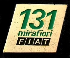 Fiat 131 mirafiori broche, Verzenden, Nieuw, Transport, Speldje of Pin