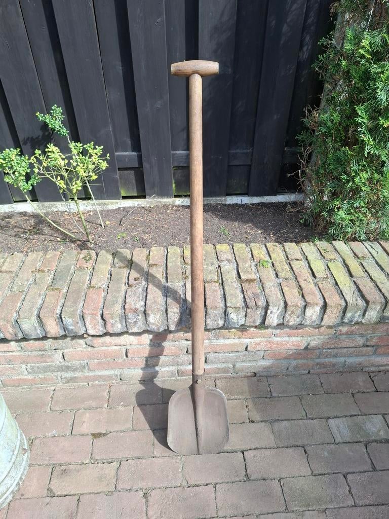 Stevige schop voor in de tuin, Tuin en Terras, Ophalen of Verzenden, Gebruikt, Schop