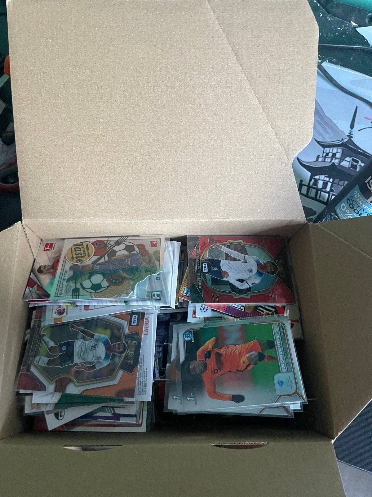 Grote doos vol voetbalplaatjes - Diverse clubs, Ophalen of Verzenden, Gebruikt, Overige binnenlandse clubs, Spelerskaart