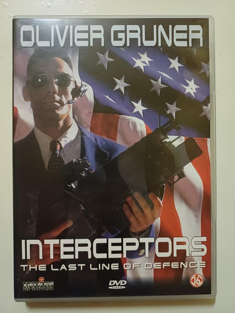 Interceptors, Vanaf 16 jaar, Ophalen of Verzenden, Zo goed als nieuw